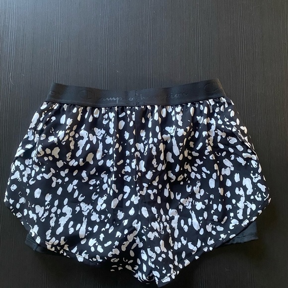 Ladies Champion run shorts - Picture 3 of 5